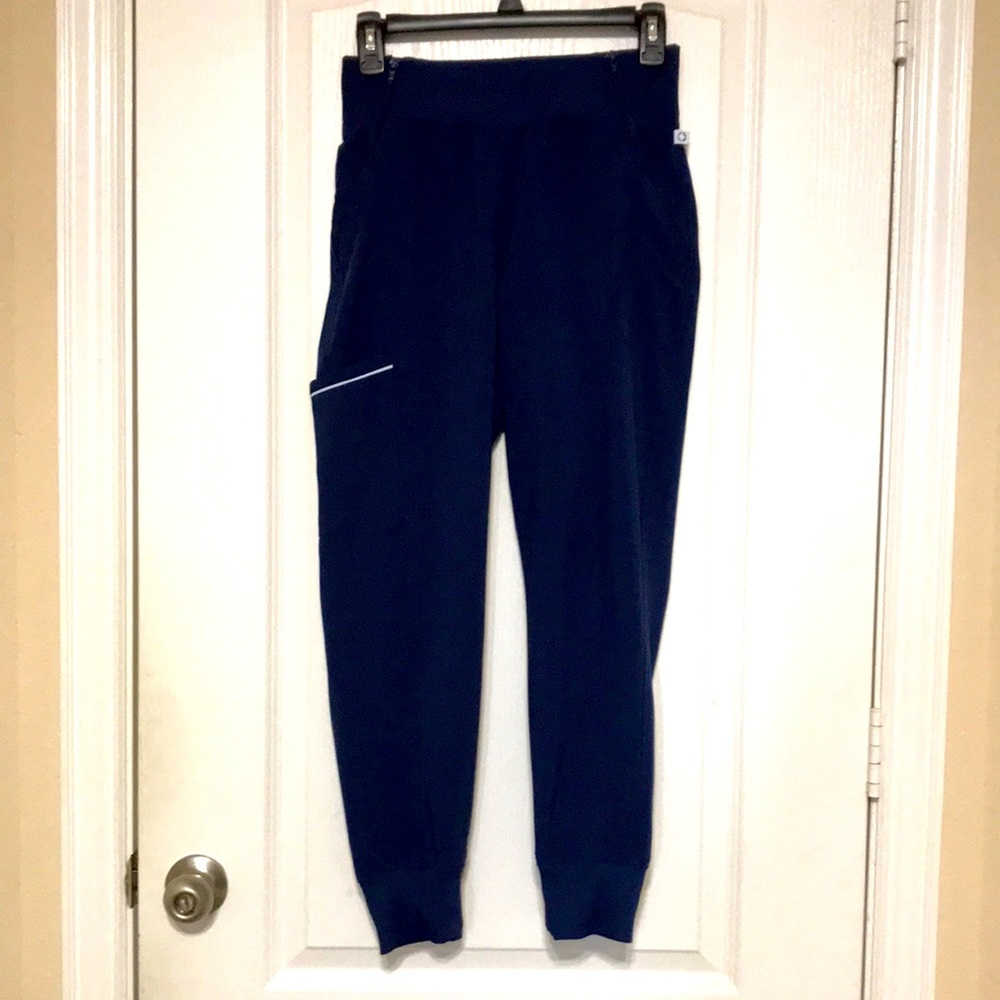 Cherokee Infinity Scrub Joggers